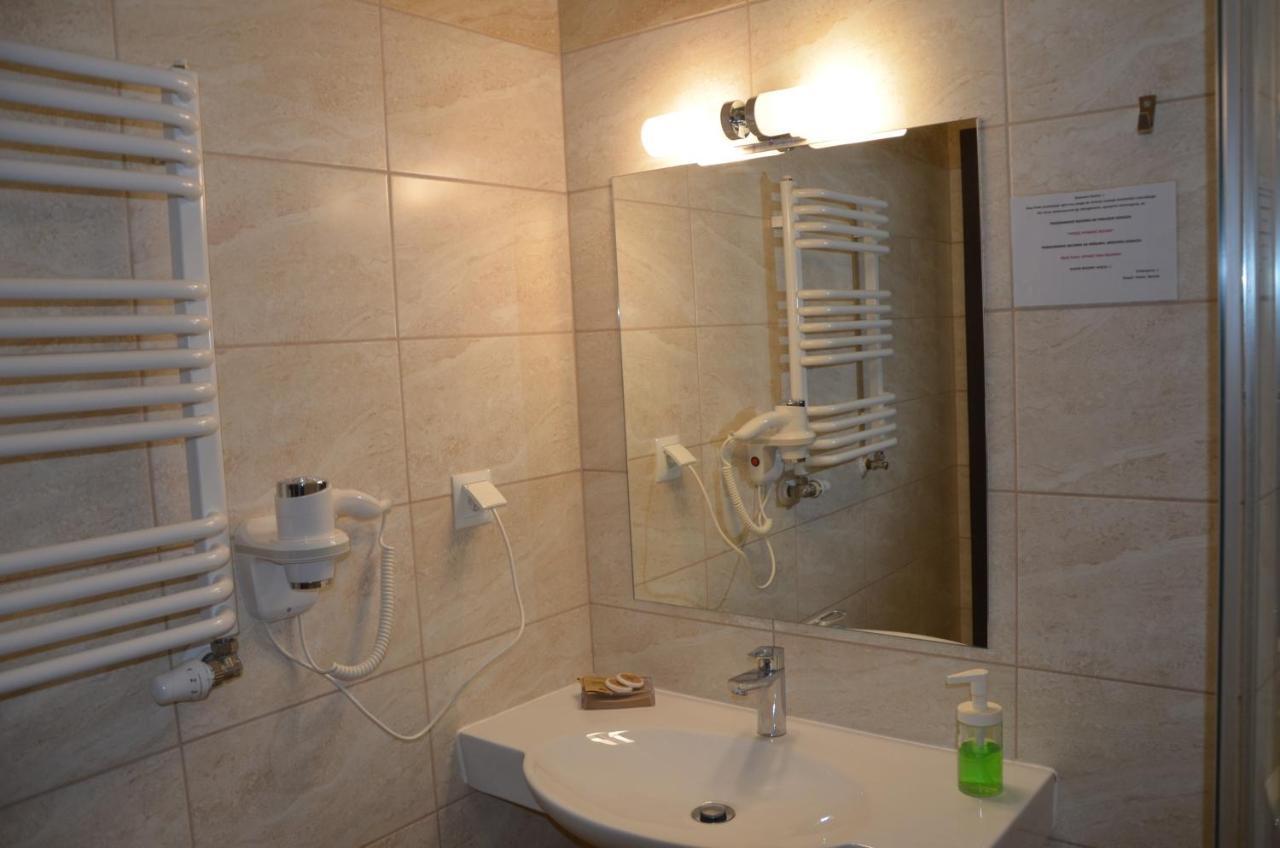 Hotel Bartnik Pszczółki 外观 照片